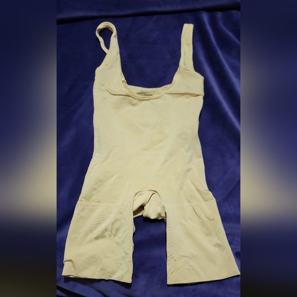 Asset Women's Shape wear